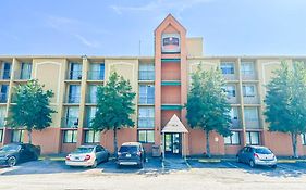 Jackson Hotel And Convention Center